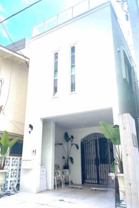 Small Villa Tokyo 渋谷まで2駅10分 青山一丁目駅徒歩3分一軒家ペット歓迎お子様歓迎駐車場あり6人までok エクステリア 写真
